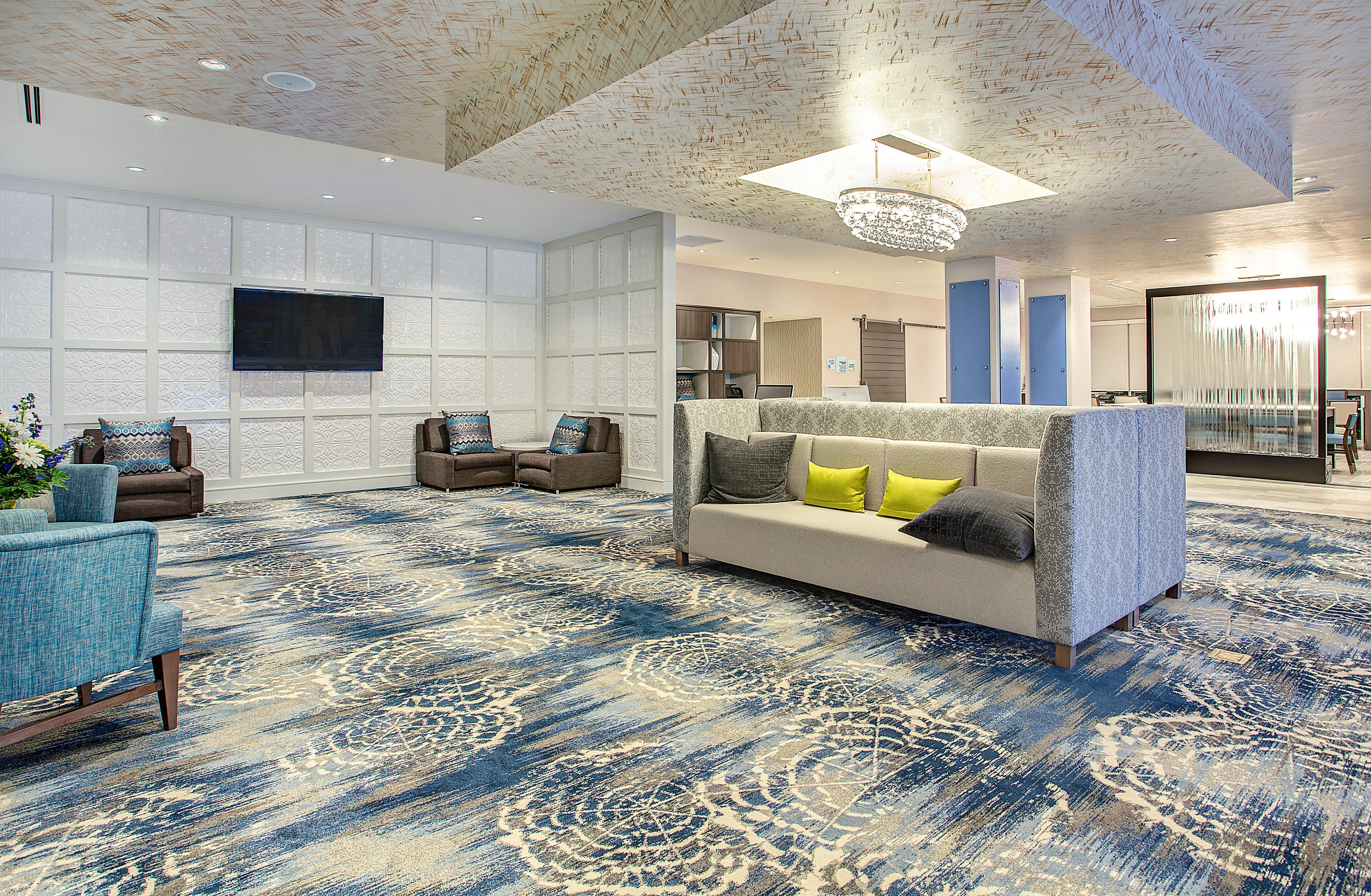 Holiday Inn Express & Suites Covington By Ihg Exterior photo