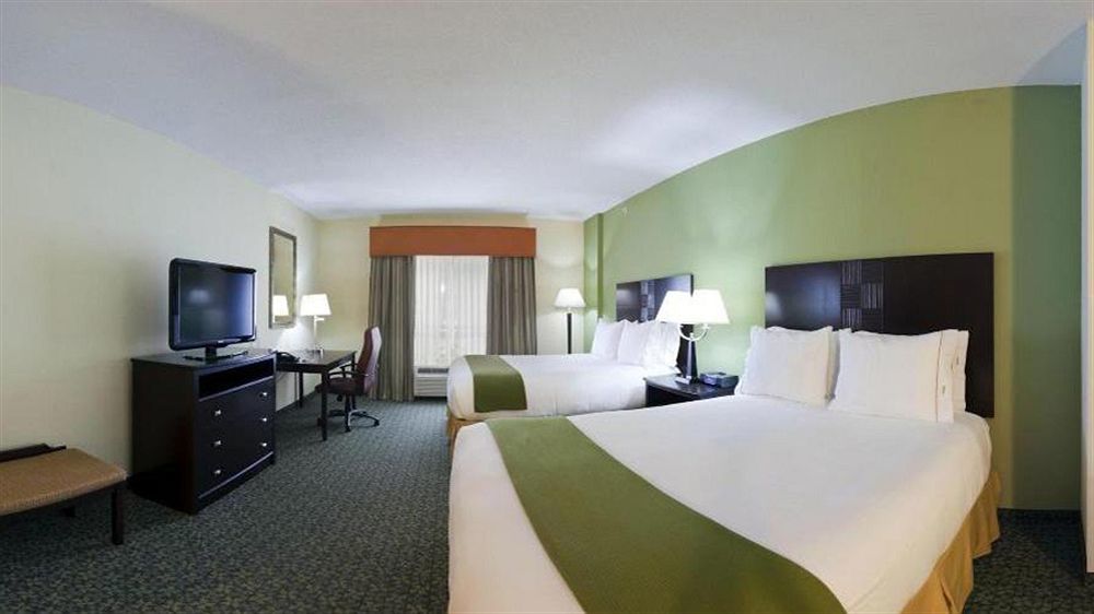 Holiday Inn Express & Suites Covington By Ihg Exterior photo