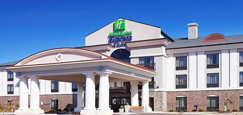 Holiday Inn Express & Suites Covington By Ihg Exterior photo